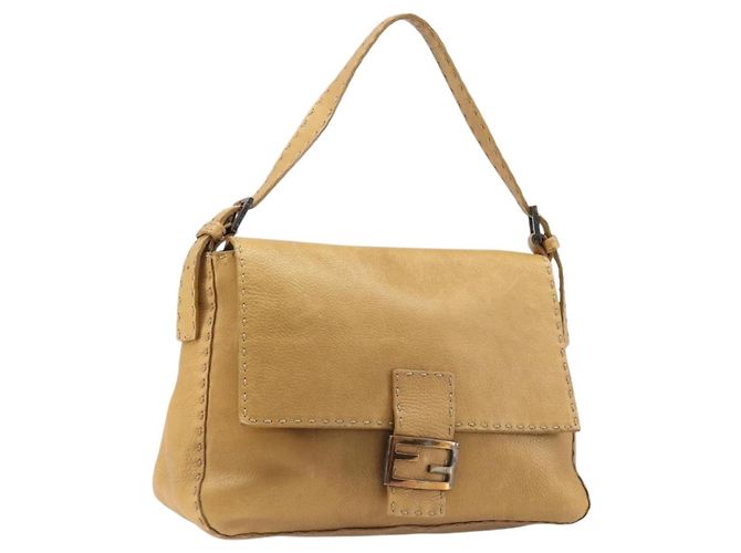 Fendi Selleria Leather Medium Marron