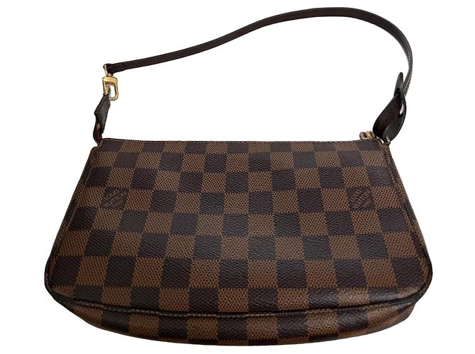 Louis Vuitton Pochette Accessoires Damier Ebene Marron Damier ebène