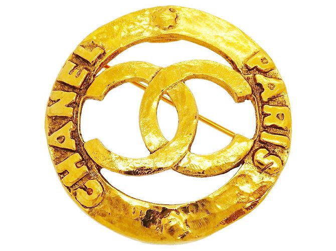 Broche Chanel chapado en oro Dorado
