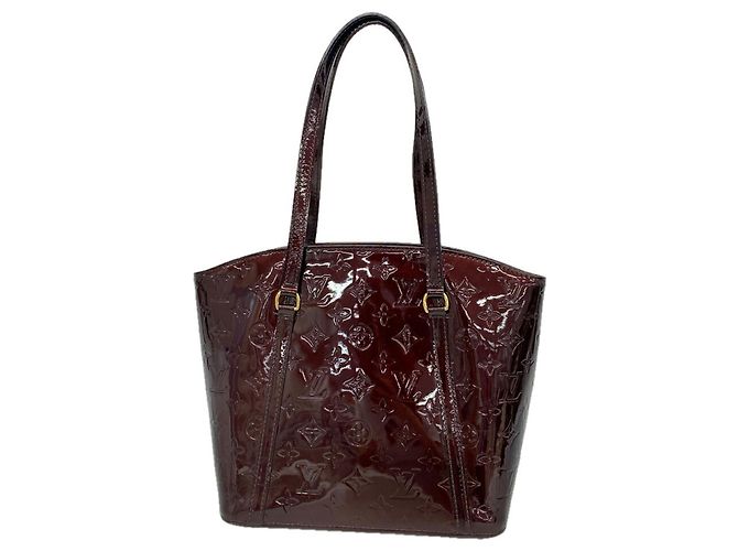Bolso de hombro Louis Vuitton Vernis Avalon MM en Amarante Burdeos