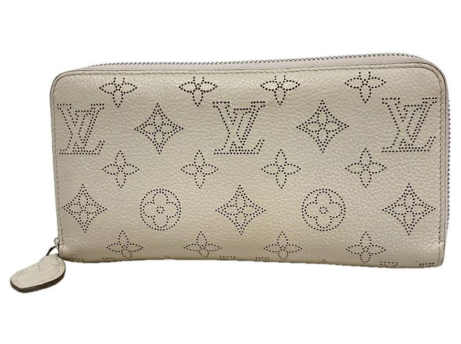 Louis Vuitton Mahina Zippy Wallet Brown