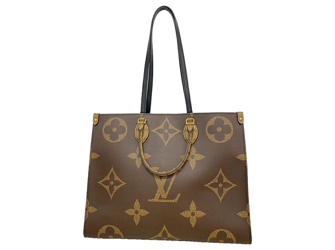 Saco Tote Louis Vuitton Monogram Giant Reverse OnTheGo GM Marrom