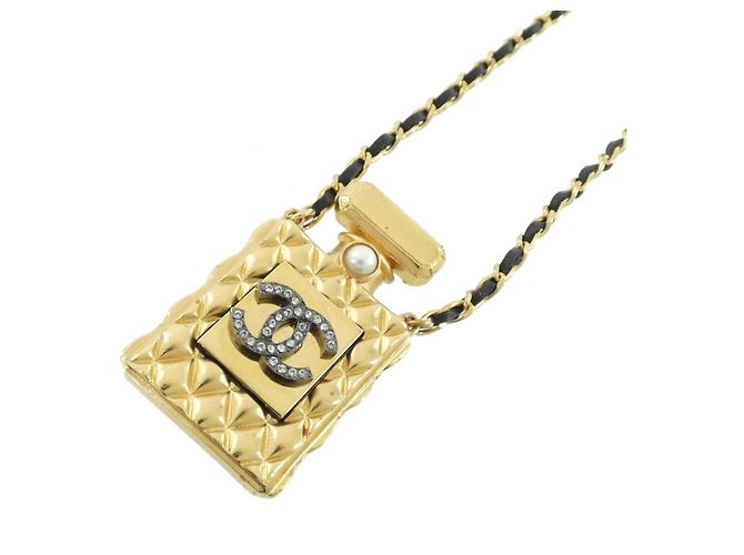 Colar de couro Chanel AB4389 Preto Branco