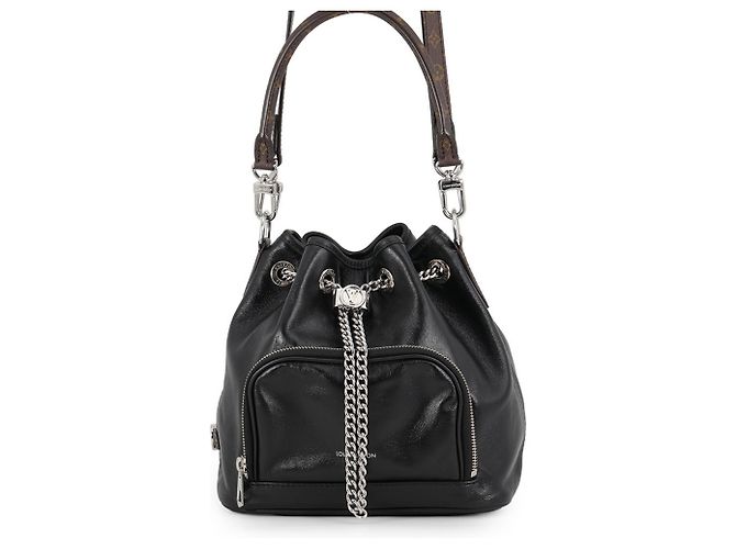 Bolso Louis Vuitton de lambskin negro