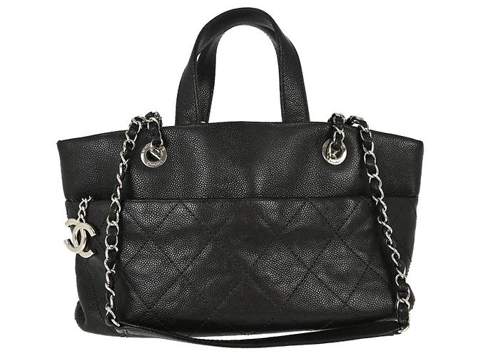Chanel Timeless CC Charm Quilted Caviar Large Schwarz
