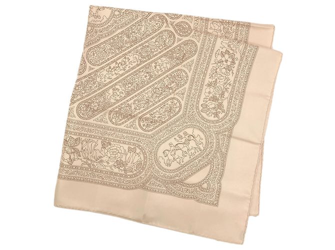 Hermès Lenço Hermes Carre 90 Calamin Cru
