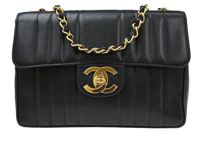 Chanel Classic Flap Vertical Quilted Caviar Preto