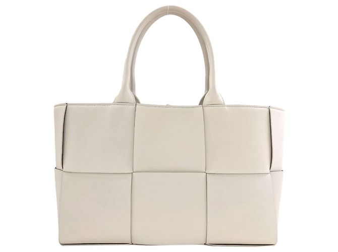Bottega Veneta Arco Tote Bag Weiß