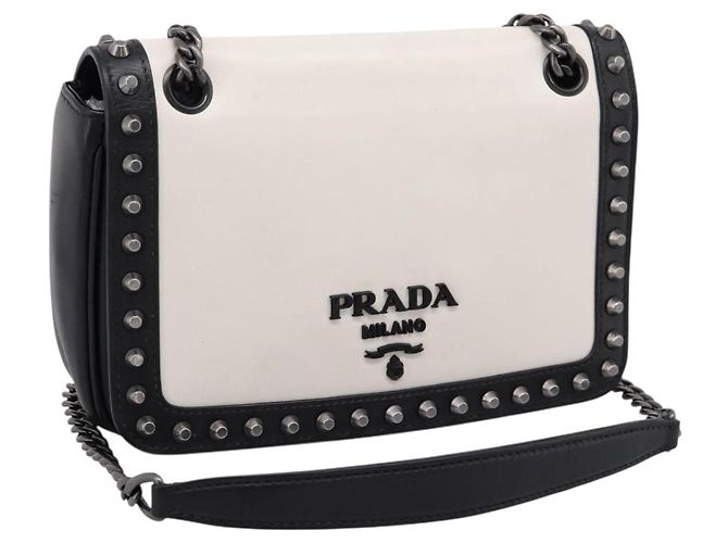 Bolsa de Ombro com Corrente PRADA em Couro Branco Preto Auth mr2939A