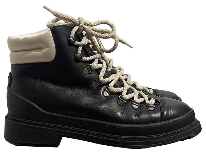 Bottines Chanel noir T.40