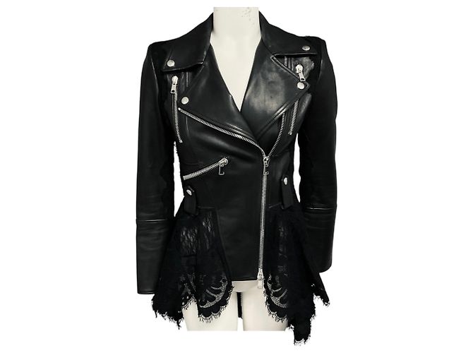 Alexander McQueen Leder-Bikerjacke mit schwarzer Spitzenborte