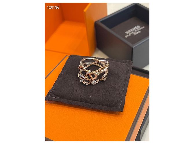 Anello Hermès Pig nose in oro giallo e strass Multicolore