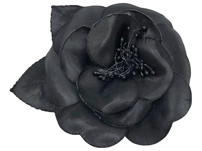 Spilla Chanel Camellia Corsage Nero