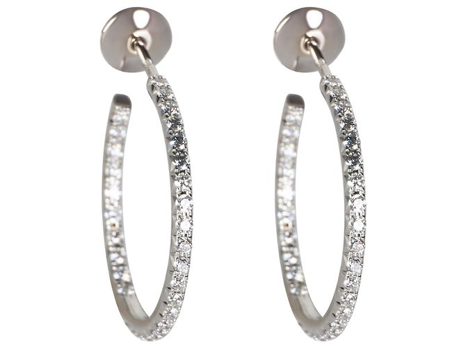 Brincos de Argola Tiffany & Co. Metro Medium Model em Ouro Branco e Diamantes