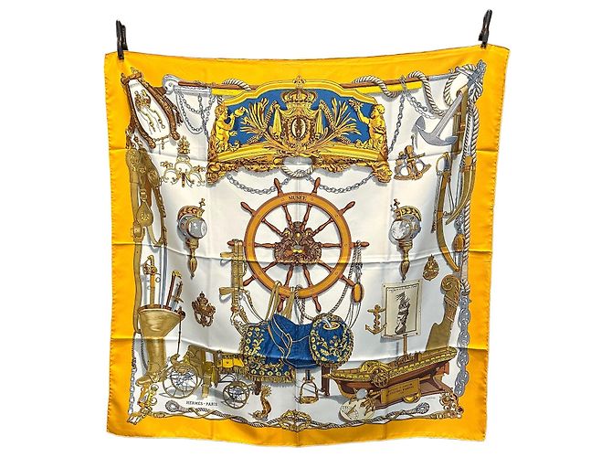 Hermès Lenço de seda vintage Hermes Paris Musee 1962 Ledoux Yellow Amarelo