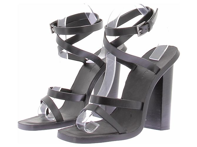 Max Mara Schwarze Absatzsandalen