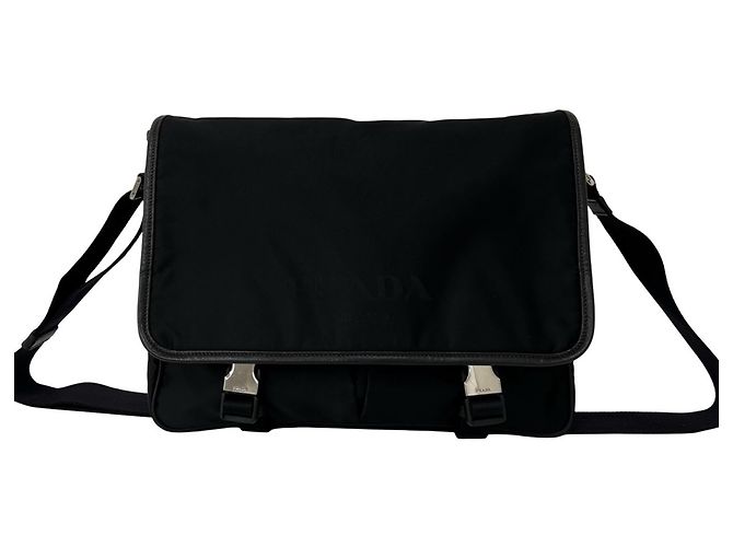 Bolsa de ombro Prada em nylon Tessuto Pocono e couro Saffiano com logo triângulo Preto