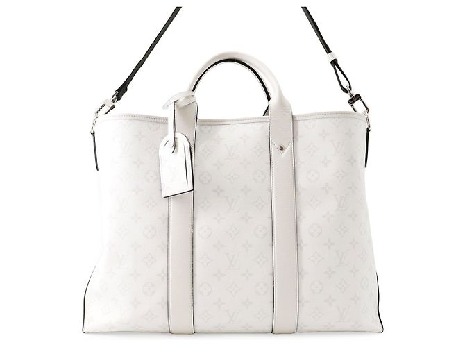 Louis Vuitton Monogram Taiga Weekend Tote NM Blanc