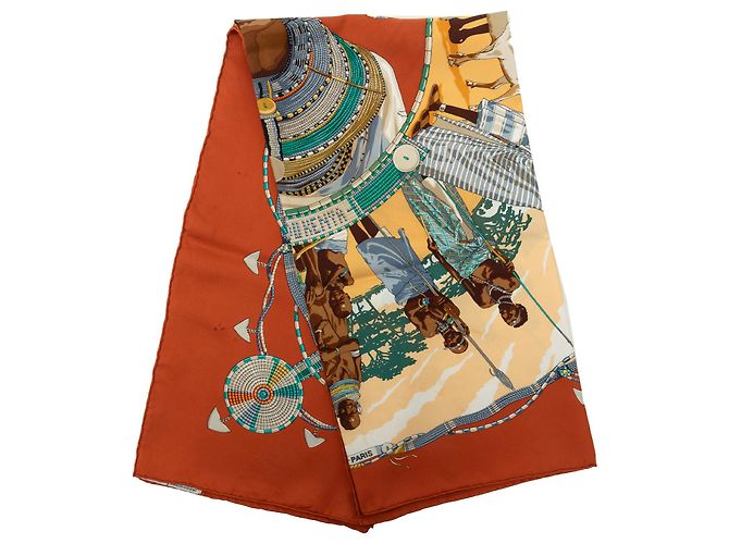 Lenço de seda Hermès Brown Perles Du Kenya 90 Marrom