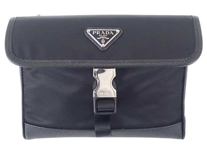 Bolsa Messenger Prada em Tessuto com acabamento em Saffiano preto e fivela