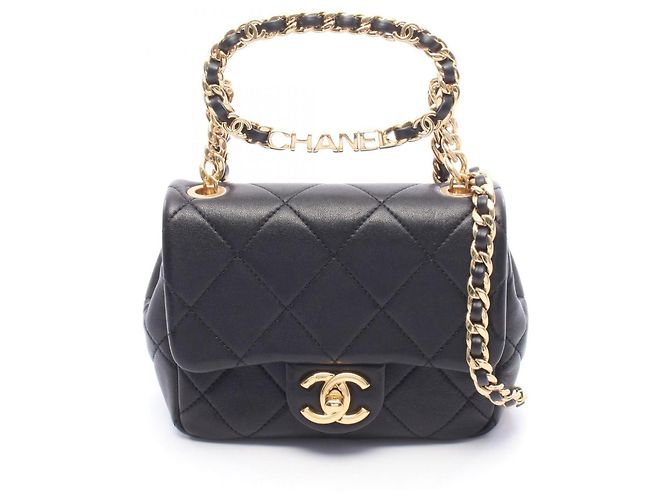 Bolsa de Ombro Chanel Mini Matelassé com Alça de Mão Preto