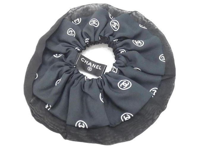 Scrunchie in seta Chanel AAB536 Nero Bianco
