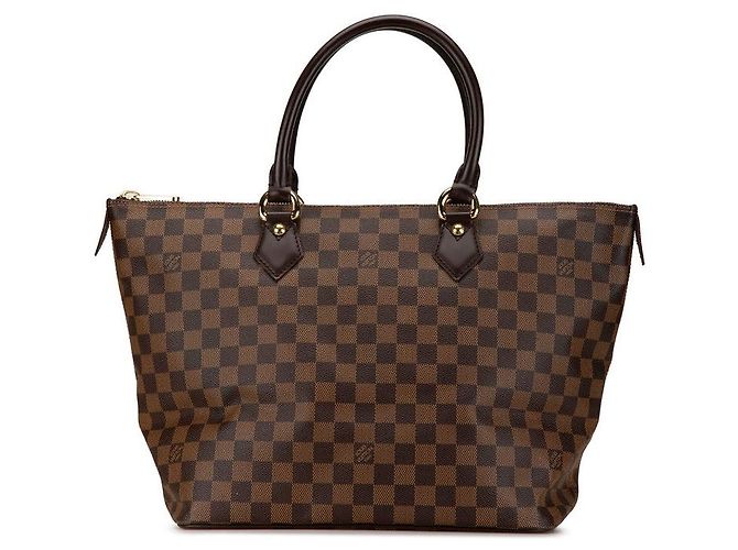 Bolsa Louis Vuitton Saleya MM Marrom