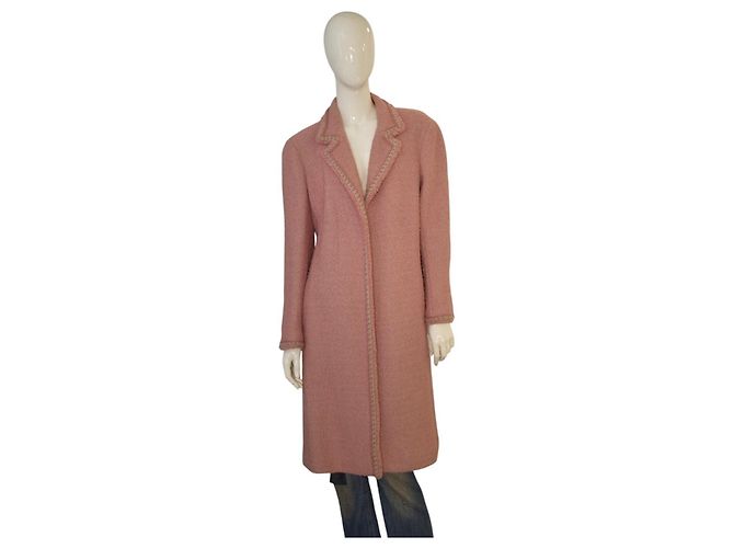 Timeless Chanel 00A Casaco Longo Bouclé Rosa