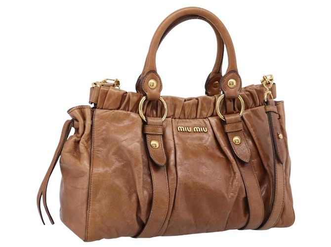 Bolsa Miu Miu em couro 2way marrom tom dourado Auth mr3024V