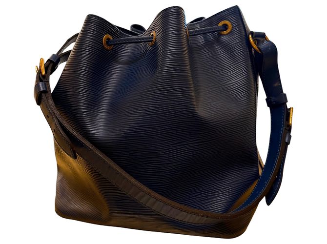 Louis Vuitton Noe couro Epi Azul marinho