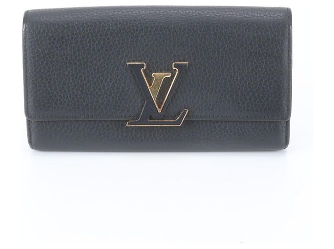 Louis Vuitton Portefeuille Capucines Taurillon Long Wallet Black