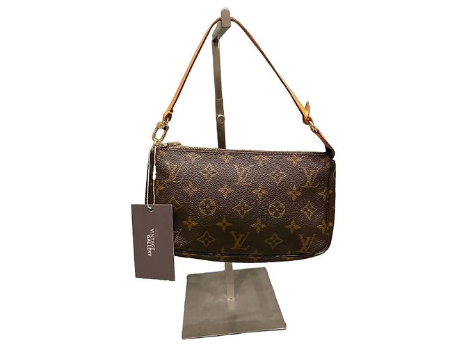 Louis Vuitton Pochette Accessoires Monogram Marron Monogramme