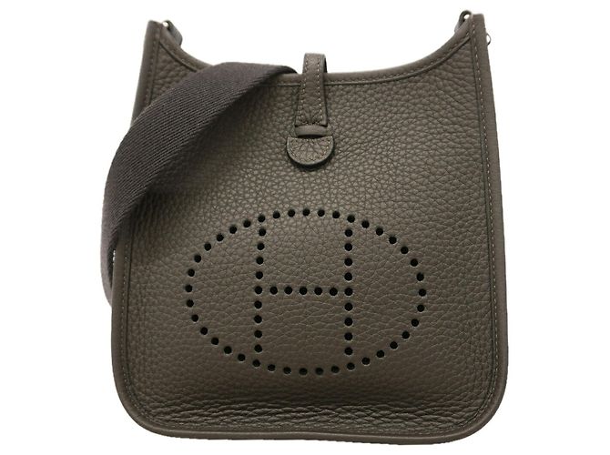 Hermès Bolsa de Ombro Hermes Evelyne TPM Marrom