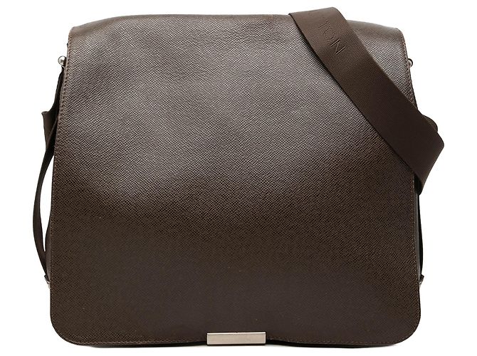 Louis Vuitton Brown Taiga Viktor Marron Marron foncé