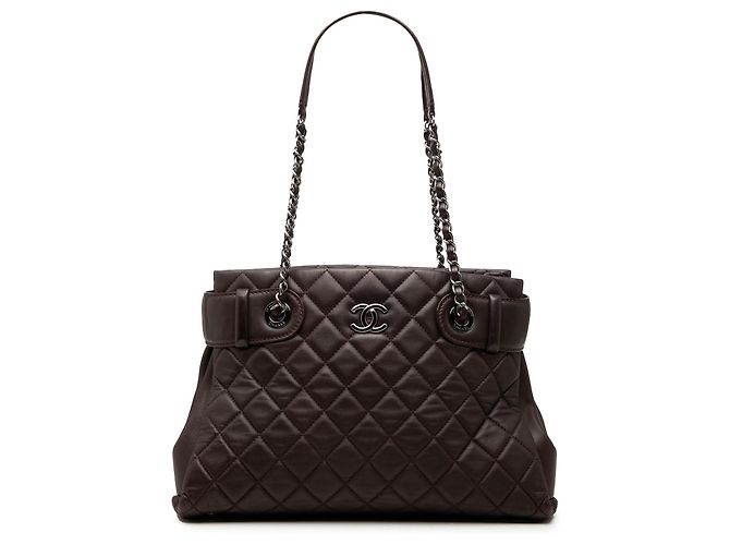 Chanel Coco Loop Tote Pequena em Pele de Cordeiro Matelassada Vermelha Vermelho Bordeaux