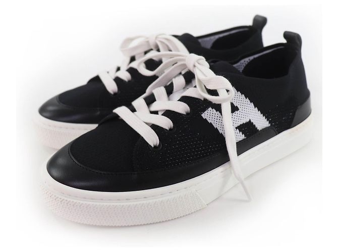 Baskets Hermès 36 en cuir Noir Blanc