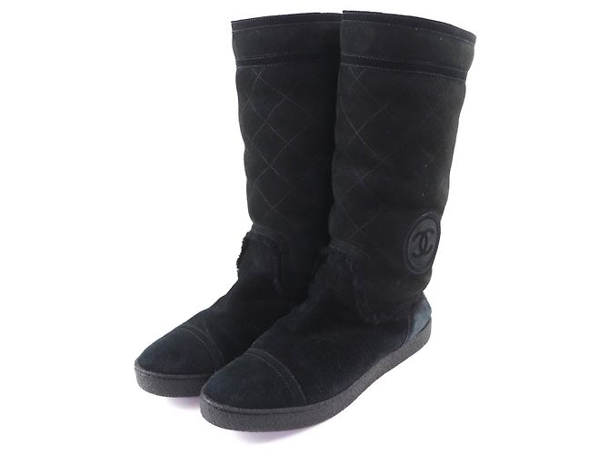 Chanel Mouton Boots Schwarz Shearling