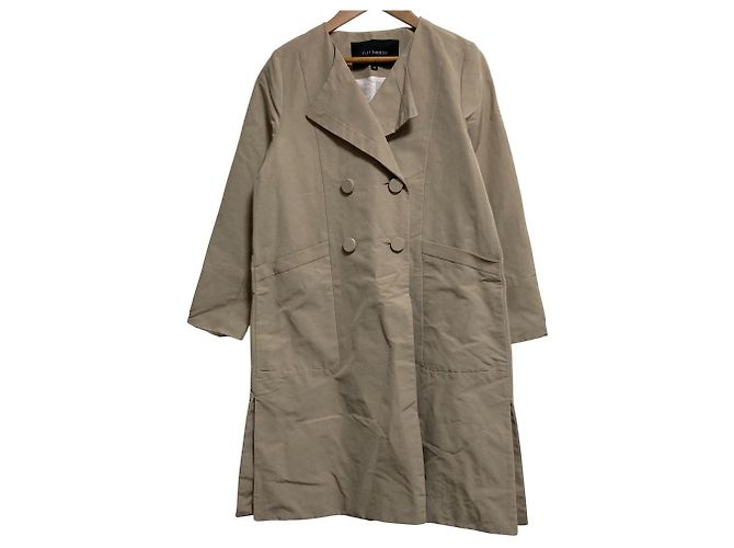 Autre Marque Tara Jarmon Double-Breasted Collarless Coat