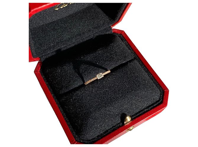 Anello Cartier Small Sugar Oro Rosa e Diamanti D'oro