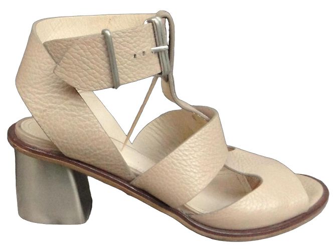 Jil Sander Navy Leder Absatzsandaletten Beige