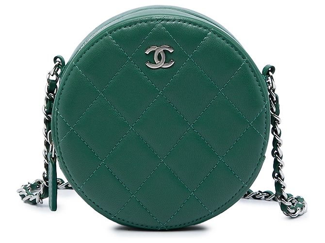 Chanel Bolsa tiracolo redonda em pele de cordeiro acolchoada verde
