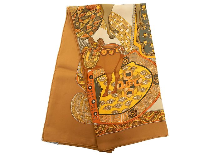 Lenço de seda Hermès Brown Art des Steppes Marrom Castanho claro