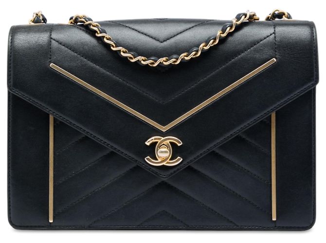 Chanel Black Medium Reversed Chevron Lambskin Flap Nero