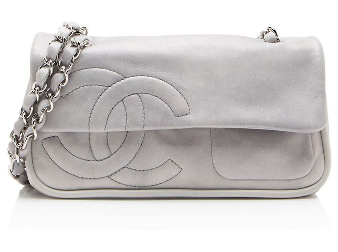 Gabrielle Bolsa de Ombro Chanel Diagonal CC Flap em couro de bezerro Cinza