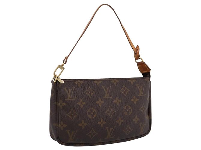 LOUIS VUITTON Monogram Pochette Accessoires Pouch M51980 LV Auth 206355 Monogramma