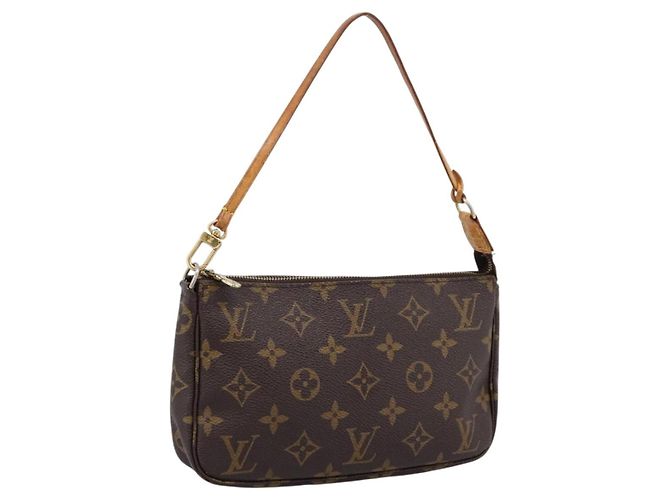 LOUIS VUITTON Monogram Pochette Accessoires Pouch M51980 LV Auth ep16209 Monogramma
