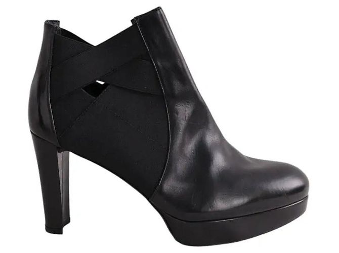 Botas Stuart Weitzman de cuero negro