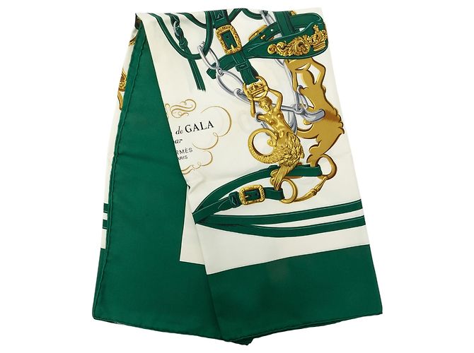 Foulard di seta Hermès Brides de Gala Bianco 90