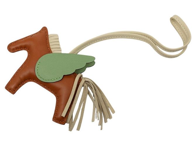 Pingente de Bolsa Hermès GriGri Rodeo Pegasus PM em couro de cordeiro Milo e Swift, Marrom
