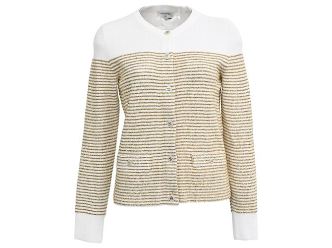 Cardigã Chanel de malha branco e dourado com riscas